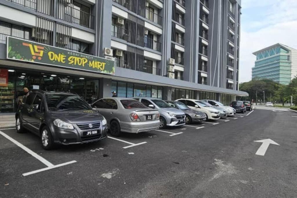 Muji Premier Near Msuitm Shah Alam, Seksyen 13 Pangsapuri *